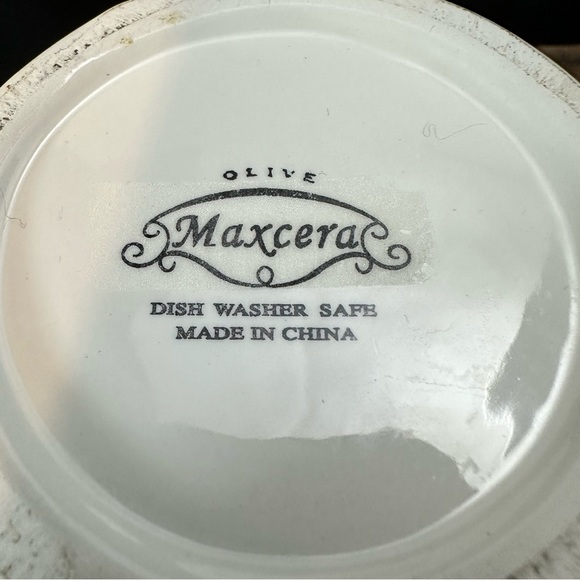 Maxcera Olive Beige Sugar & Creamer Set - Picture 8 of 13